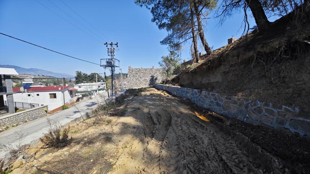 İZMİR KEMALPAŞA AŞAĞIKIZILCA'DA ANA YOLA SIFIR 2.800 m² YATIRIMLIK ARAZİ!-4