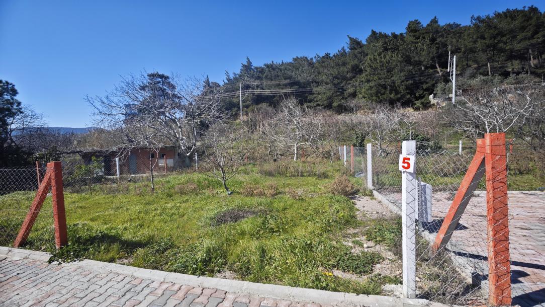 iZMiR KEMALPASA VISNELi KÖYÜ'NDE 300m² KÖY iÇi iMARLI ARSA!-7