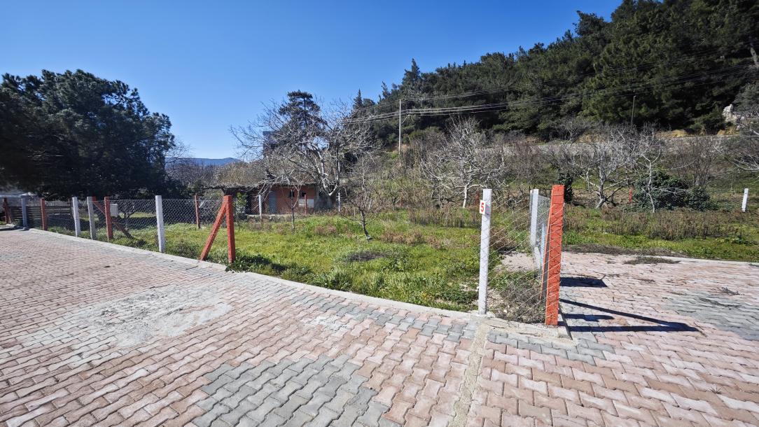 iZMiR KEMALPASA VISNELi KÖYÜ'NDE 300m² KÖY iÇi iMARLI ARSA!-8
