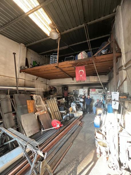 Kemalpaşa Sanayi Sitesi'nde Hazır Kiracılı Dükkan Fırsatı – Kaçırmayın!-4