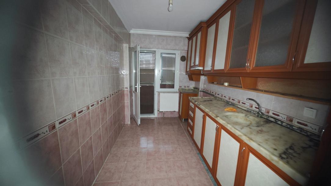 Kemalpaşa Sekiz Eylül Mahallesinde Kiralık 2+1 Daire-11